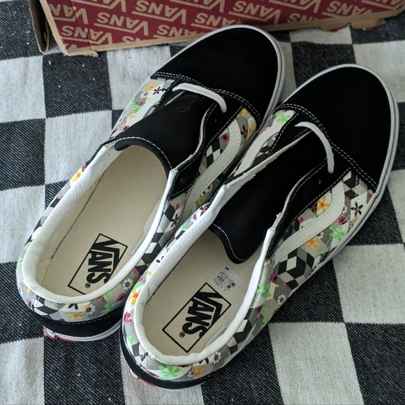 Vans Old Skool Classic Men 11.5 Checker Cube Geo Floral Black and White 2020 - Picture 9 of 10